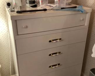 Mid Century Chest of Drawers