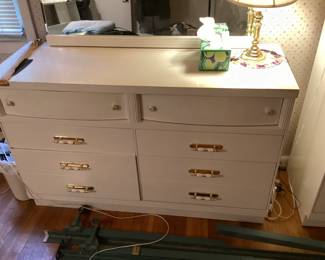 Retro Solid Wood Dresser