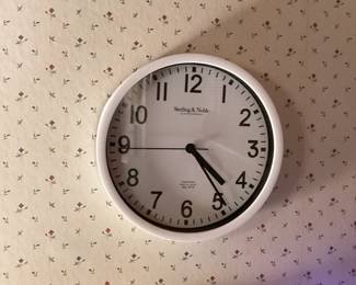 Mainstays Analog Round Wall Clock