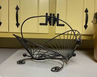 Black Iron Fruit Bowl