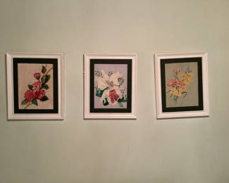 Set of 3 Floral Prints in White Frames
