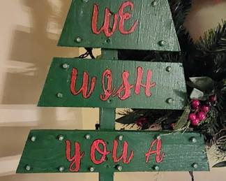 The Christmas tree made with gifted hands