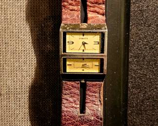 The elegant Jet lag reminder