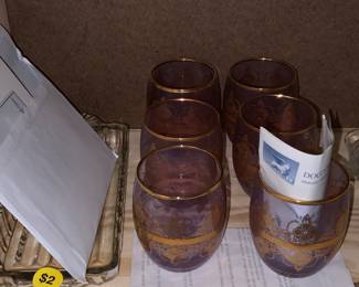 Six Murano amethyst with Gold leaf artistic glassware made in Italy.  Certificate of authenticity available.  3” glass
$60.00