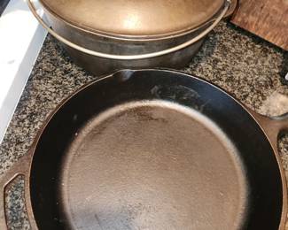 Cast Iron skillet - Lodge. Cast Iron Pot with as is handle. 