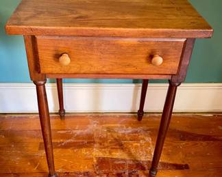 008: Small Antique Side Table