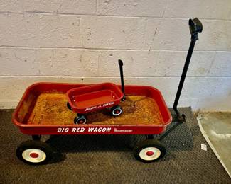 062: A Pair o’ Red Wagons