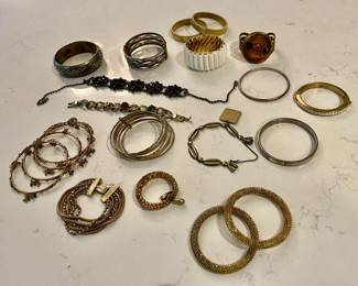 073: Bracelet Collection