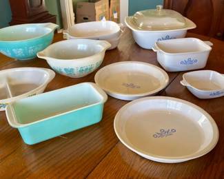 026: Vintage Pyrex and Friends
