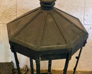 063: Iron Street Lamp