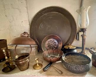 056: Decorative Metal Assortment