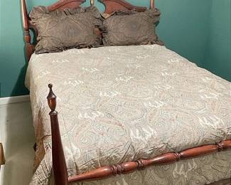 Ralph Lauren Bedding Finial Bed