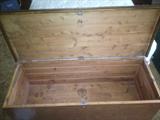 Lane cedar chest