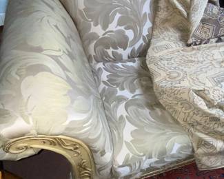 Loveseat part of a set with the large sofa. In great condition. 