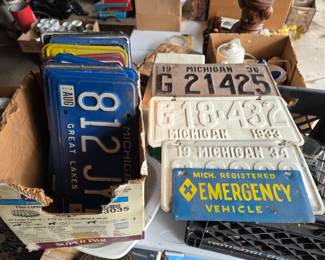 Vintage Licenses Plates