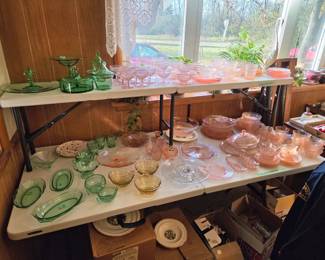 Lots of Depression glass & Uranium glass!