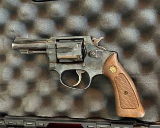 Smith & Wesson 32