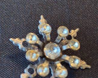 Vintage Snowflake Brooch with Rhinestones