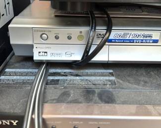 Assorted Vintage Audio/Video Components