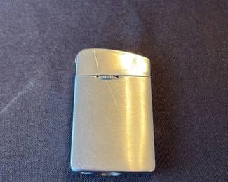 Vintage Ronson Varaflame Lighter
