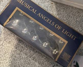 Mr. Christmas Musical Angels of Light