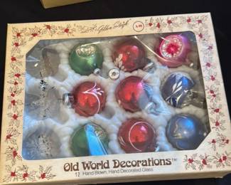 Vintage Christmas Ornaments Set