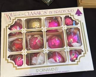 Vintage Christmas Ornaments Set