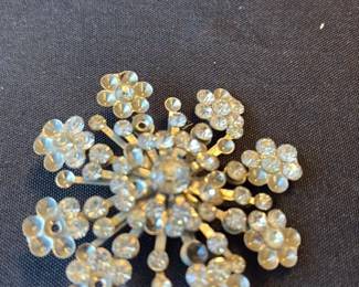 Vintage Snowflake Brooch