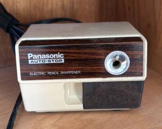 Panasonic Auto - Stop Electric Pencil Sharpener