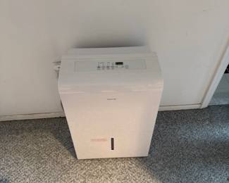 38Nov 11 2025 03 15pm1zsc