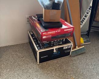 30Nov 11 2025 03 13pmiD7J