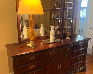 Triple dresser with mirror