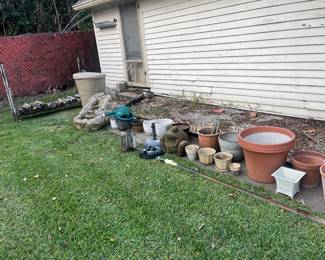 Plant pots, log rack