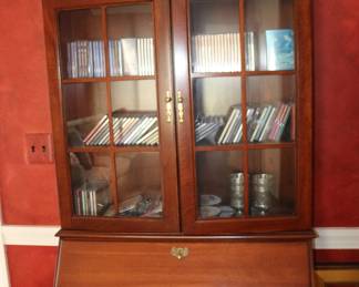 Gorgeous Cherry secretary