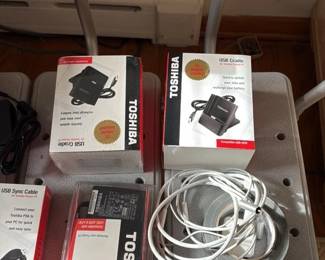 Toshiba USB Cradle and AC Adapter