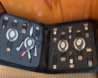 Universal USB Hub and Cable Kit