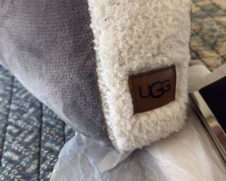 Ugg Sherpa Reading Pillow