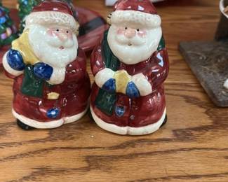 Ceramic Santa Claus Figurines