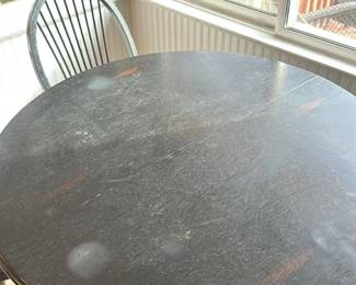 Round Pedestal Dining Table with Spindle Back Chairs