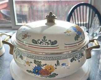Vintage Covered Casserole Dish with Handles
