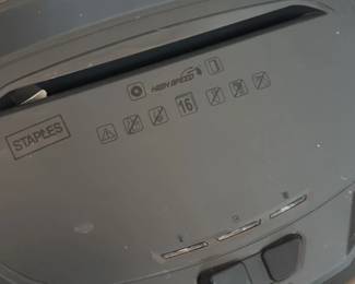Staples High Speed Shredder