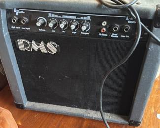 RMS 820 Bass Amplifier