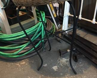 Wicker Top Side Table with Metal Base