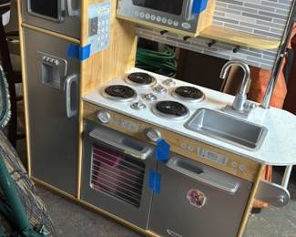 KidKraft Ultimate Wooden Play Kitchen