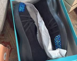 Women's Comfort Shoes Collection