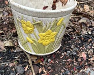 Vintage Ceramic Planter with Daffodil Motif