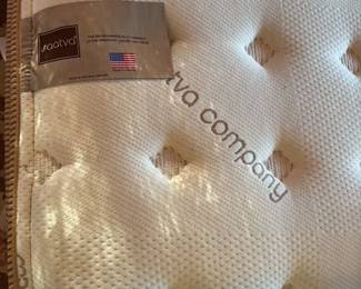 Saativa Ultra-Premium Luxury Mattress