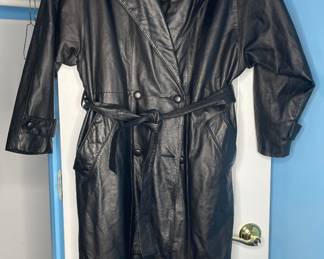 Pelle Studio vtg leather trench coat