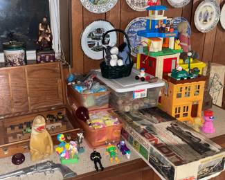 Vintage toys & games: Marvel, Lionel, McDonalds, tinker toys & more