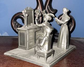 Vintage Franklin Mint fine pewter figurine